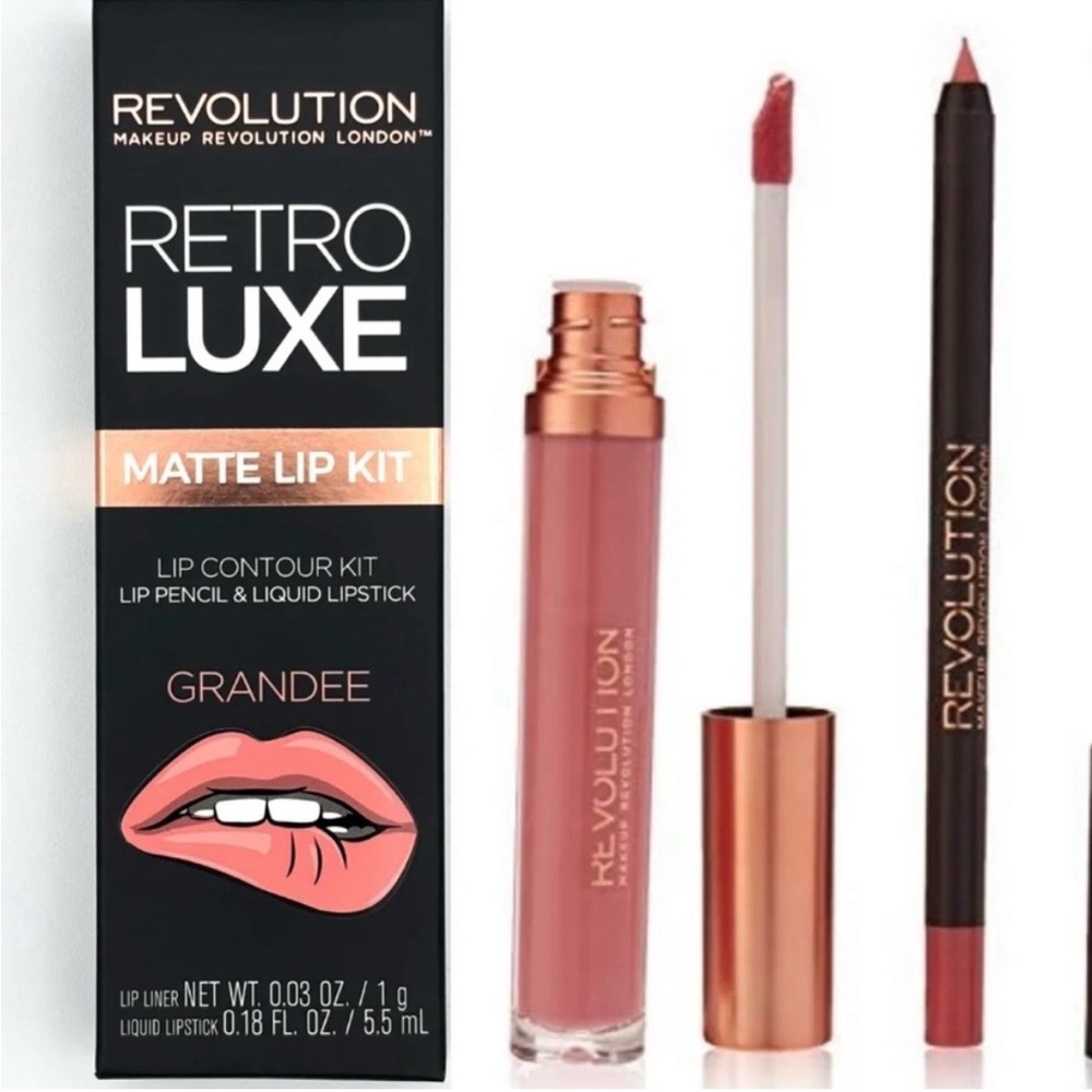 Revolution Retro Luxe Matte lip‎ kit in shade Grandee New in Box pink lip pencil